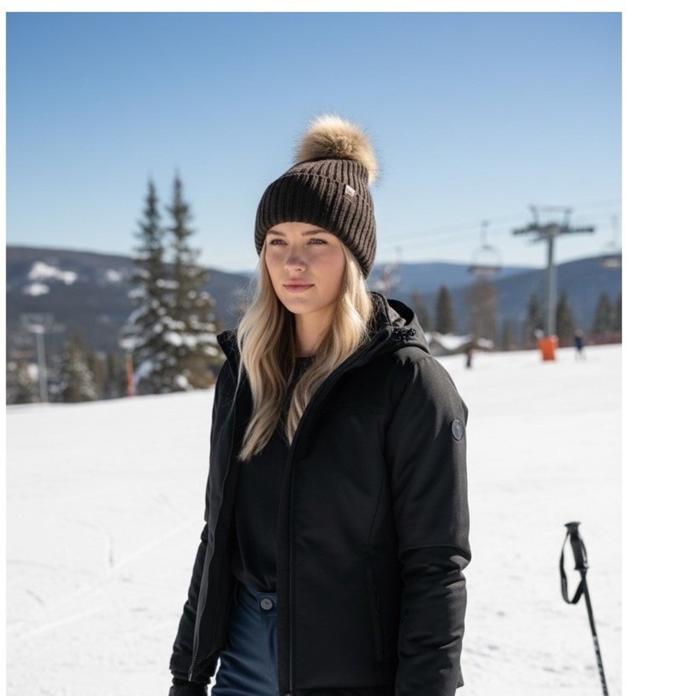 Lucky Brand Brown Ribbed Beanie with Faux Fur Pom One Size